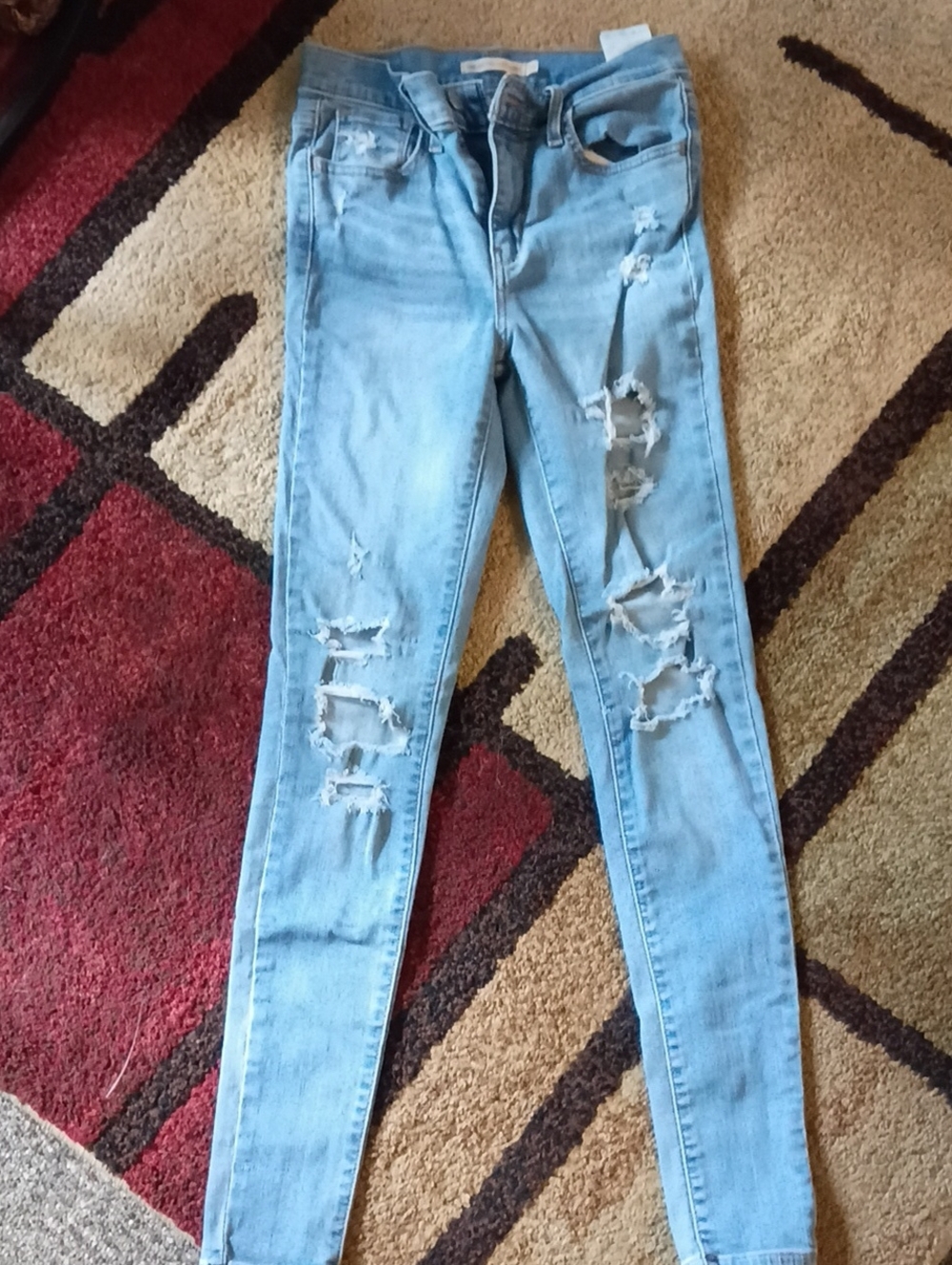 Levis Strauss Light Blue Distressed Women’s Skinny Jeans Size 26x30 (4)